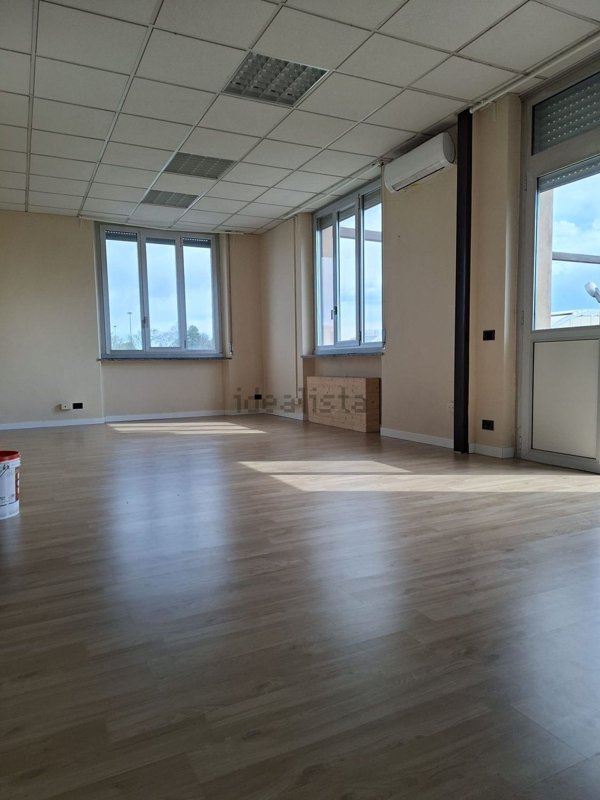 ufficio in affitto a Pavia