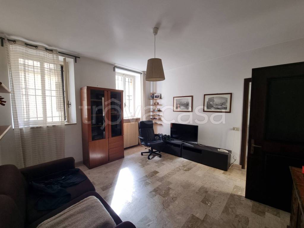 appartamento in affitto a Pavia in zona Centro Città