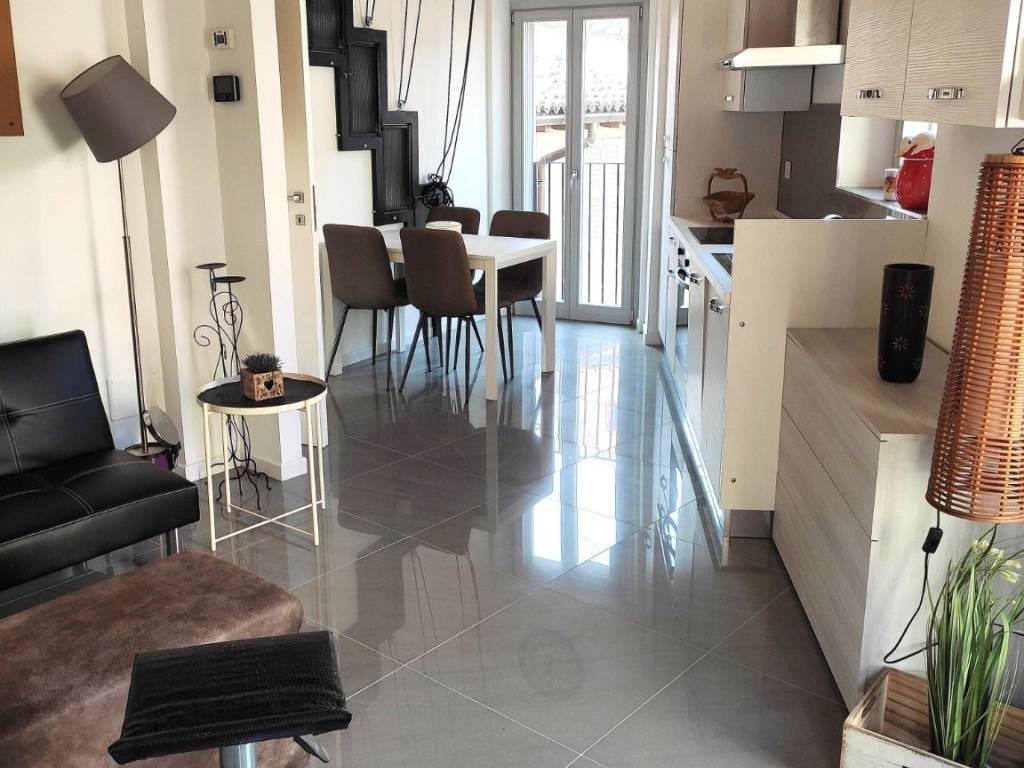 appartamento in affitto a Pavia in zona Centro Città