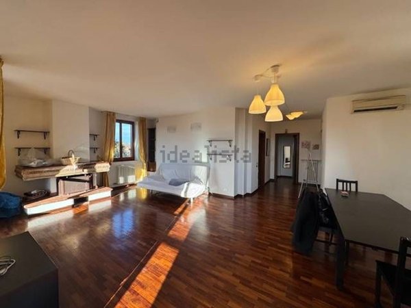 appartamento in affitto a Pavia