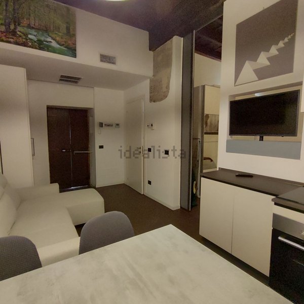 appartamento in affitto a Pavia in zona Centro Città