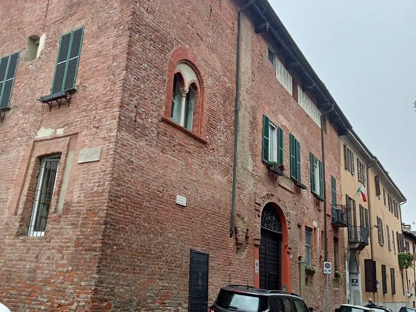 appartamento in affitto a Pavia in zona Centro Città