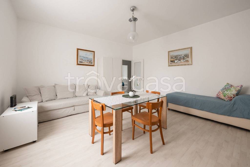 appartamento in affitto a Pavia in zona Centro Città