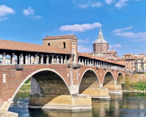 appartamento in affitto a Pavia in zona Centro Città