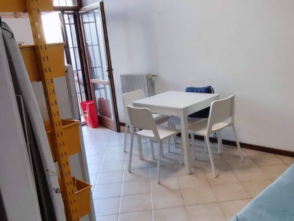 appartamento in affitto a Pavia in zona Centro Città