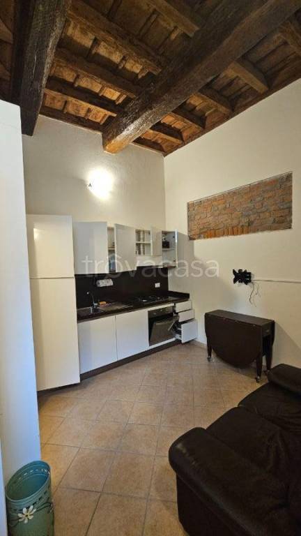 appartamento in affitto a Pavia in zona Centro Città