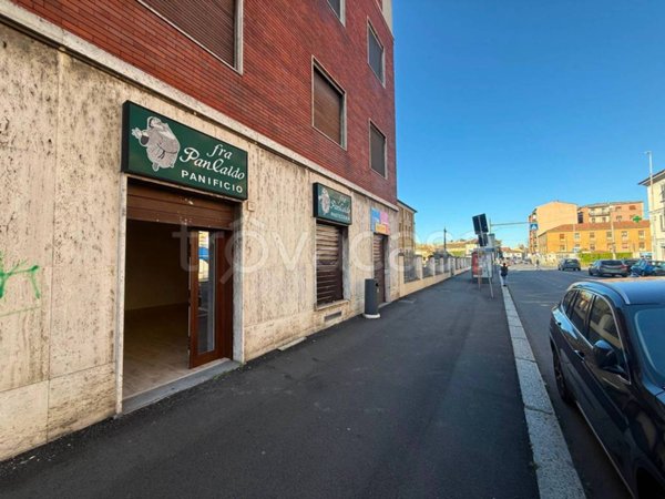 negozio in affitto a Pavia in zona San Pietro
