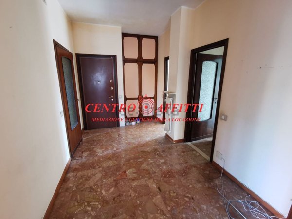 appartamento in affitto a Pavia in zona Città Giardino
