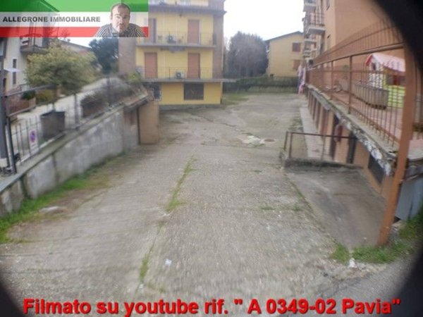 negozio in affitto a Pavia