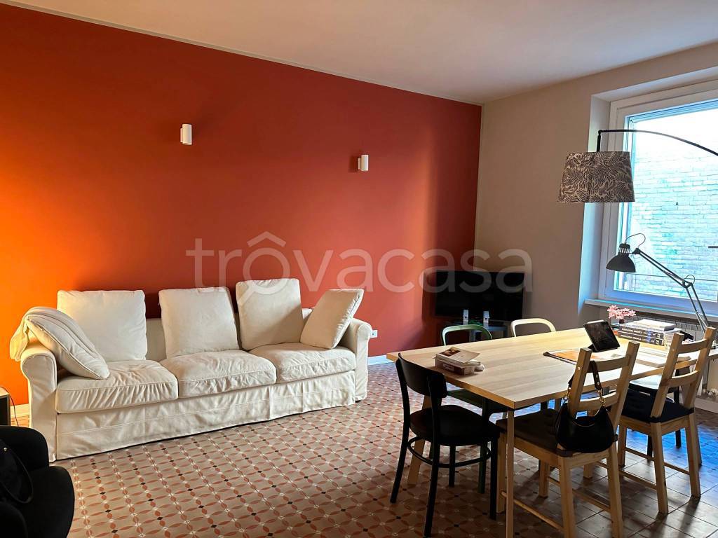 appartamento in affitto a Pavia in zona Centro Città