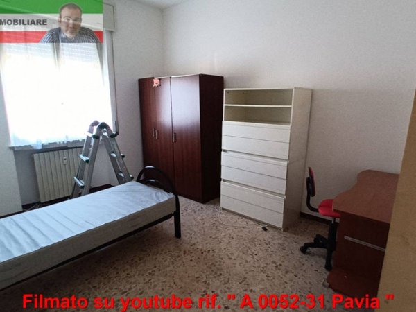 negozio in affitto a Pavia in zona Casa sul Fiume