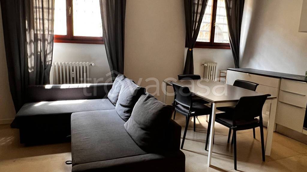 appartamento in affitto a Pavia in zona Centro Città