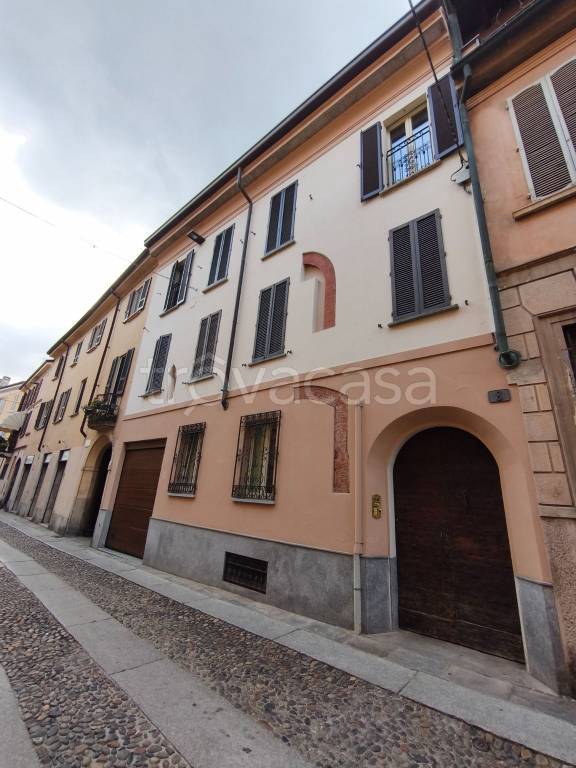 appartamento in affitto a Pavia in zona Centro Città