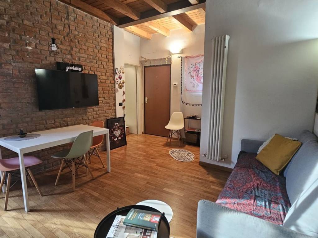 appartamento in affitto a Pavia in zona Borgo Ticino