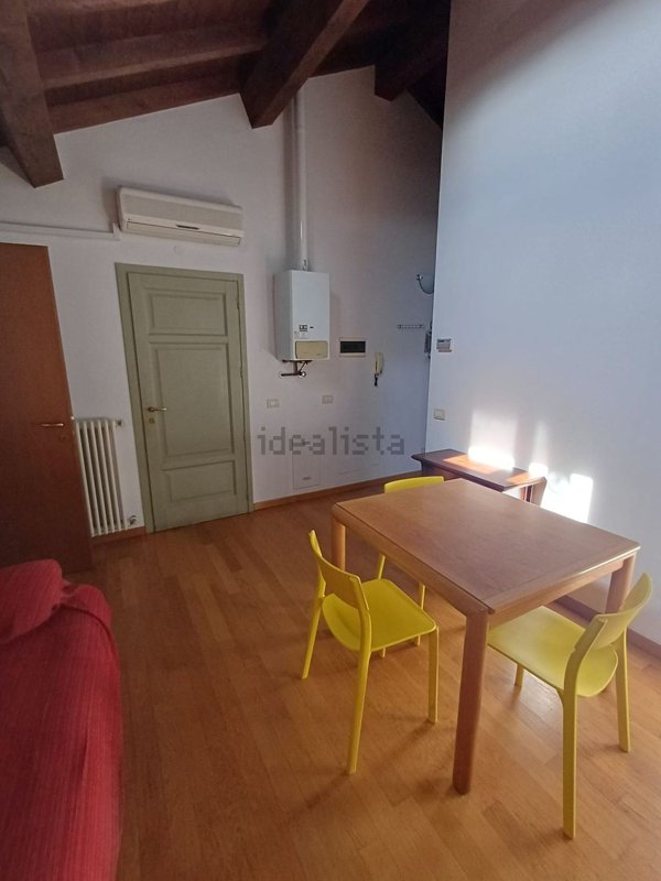 appartamento in affitto a Pavia in zona Centro Città