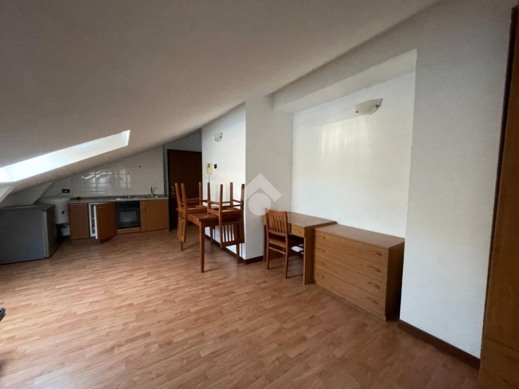 appartamento in affitto a Pavia
