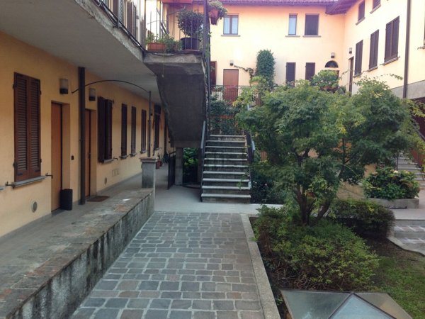appartamento in affitto a Pavia in zona Borgo Calvenzano