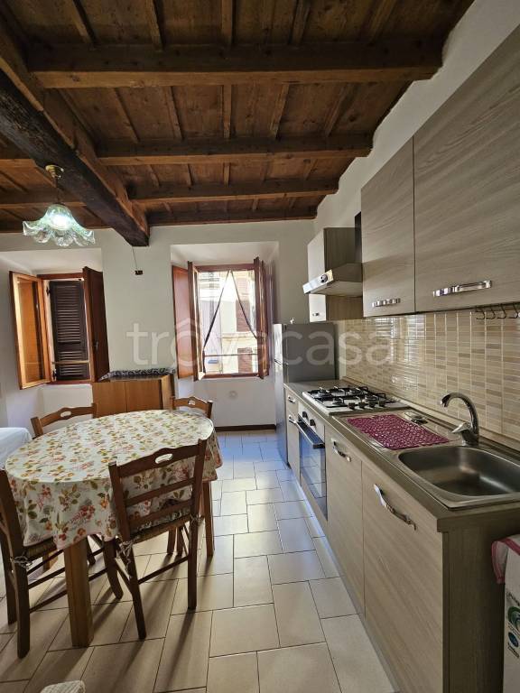 appartamento in affitto a Pavia in zona Centro Città