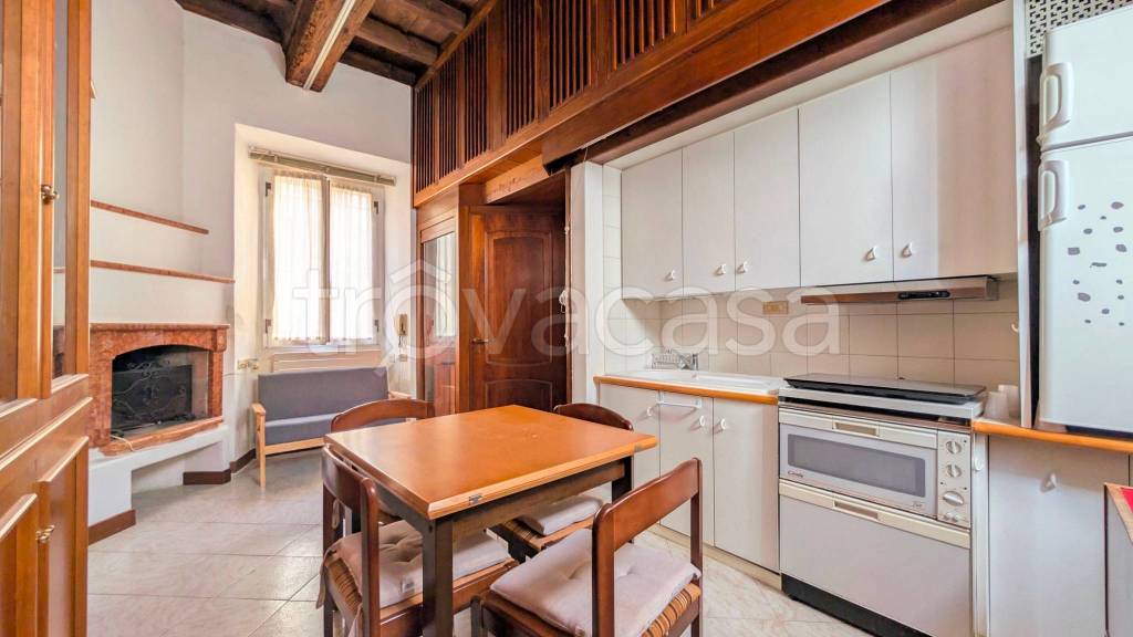 appartamento in affitto a Pavia in zona Centro Città