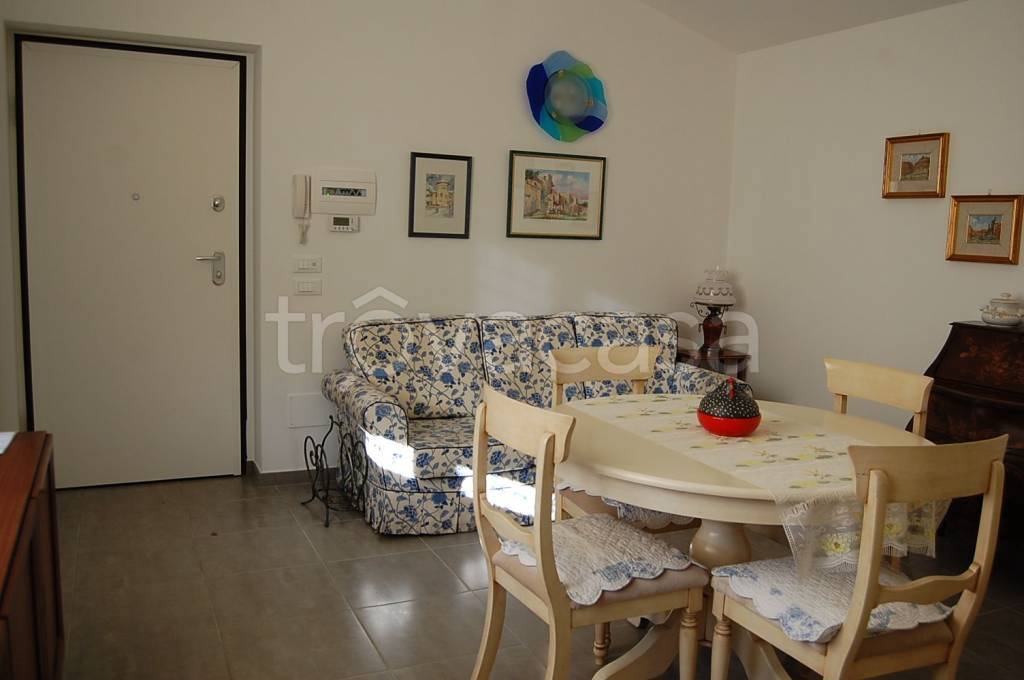 appartamento in affitto a Pavia