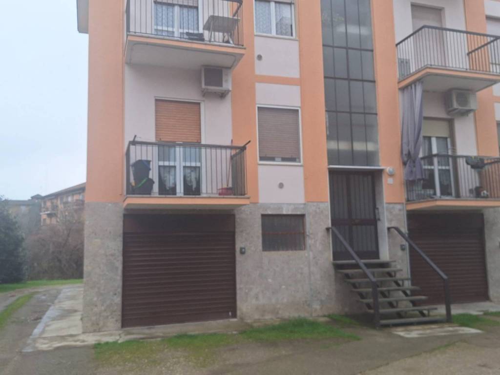 appartamento in affitto a Pavia in zona Città Giardino