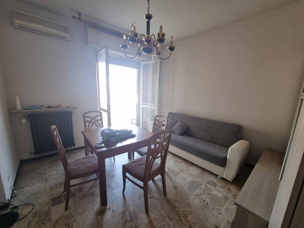 appartamento in affitto a Pavia in zona Città Giardino