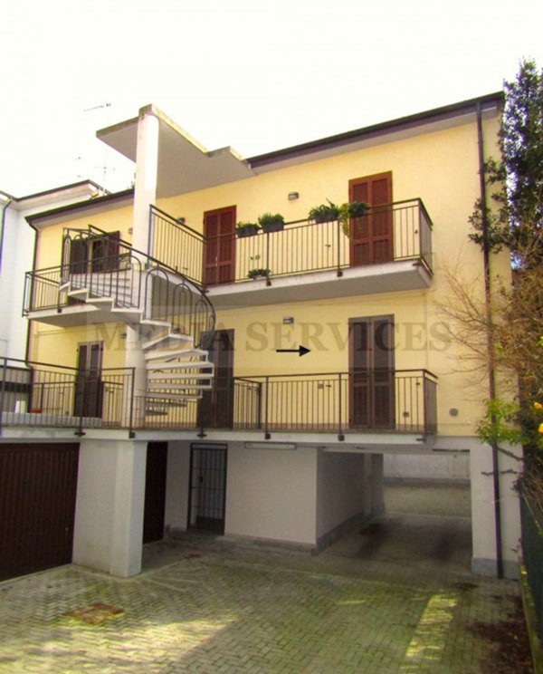 appartamento in affitto a Pavia in zona Borgo Ticino