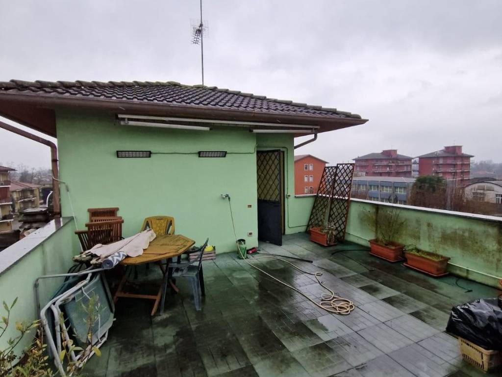appartamento in affitto a Pavia in zona Vallone
