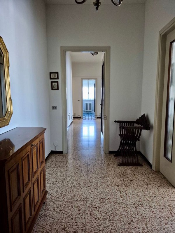 appartamento in affitto a Pavia in zona Borgo Ticino