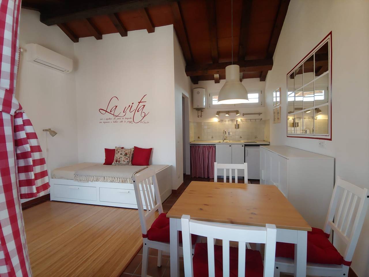 appartamento in affitto a Pavia in zona Centro Città