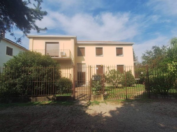 appartamento in affitto a Pavia in zona Città Giardino