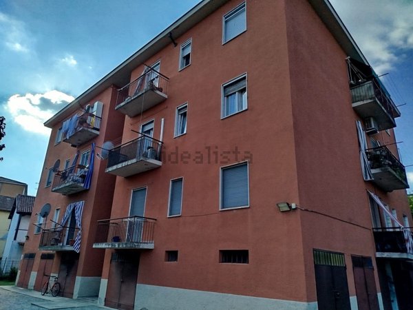 appartamento in affitto a Pavia in zona Campari