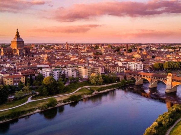 appartamento in affitto a Pavia in zona Centro Città