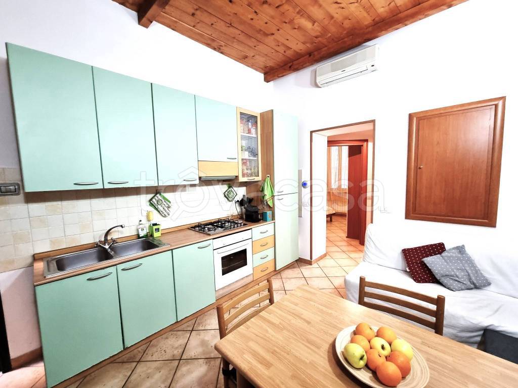 appartamento in affitto a Pavia in zona Centro Città