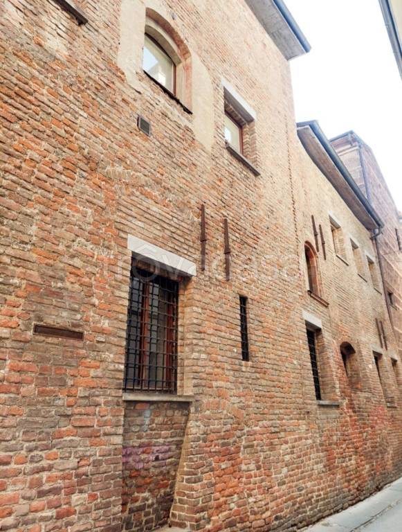 appartamento in affitto a Pavia in zona Centro Città