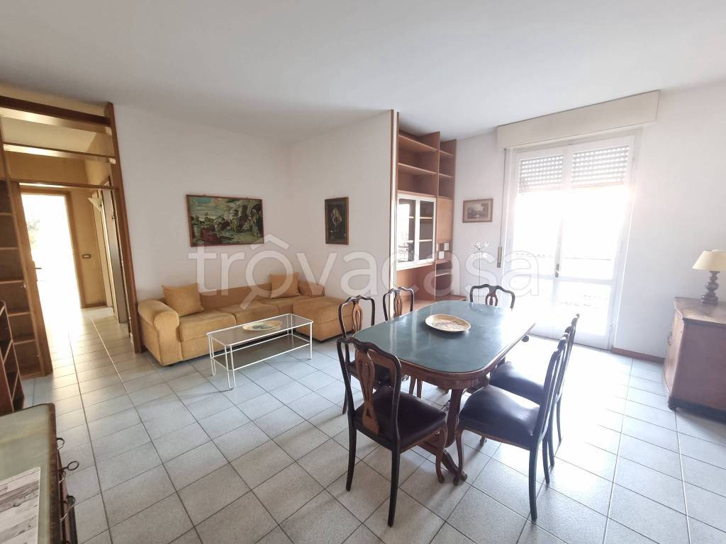 appartamento in affitto a Pavia in zona Centro Città