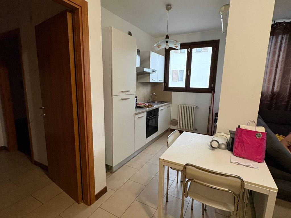appartamento in affitto a San Martino Siccomario in zona Case Nuove
