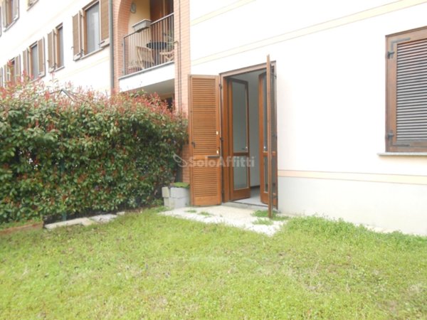 appartamento in affitto a San Martino Siccomario in zona Madonna