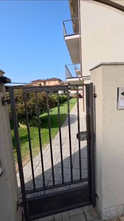 appartamento in affitto a San Martino Siccomario in zona Madonna