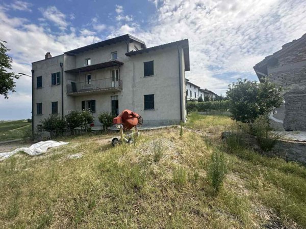 casa indipendente in affitto a Santa Maria della Versa in zona Soriasco