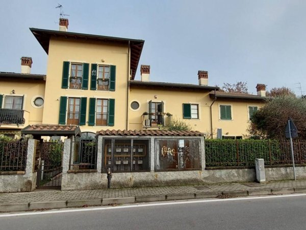 appartamento in affitto a Siziano