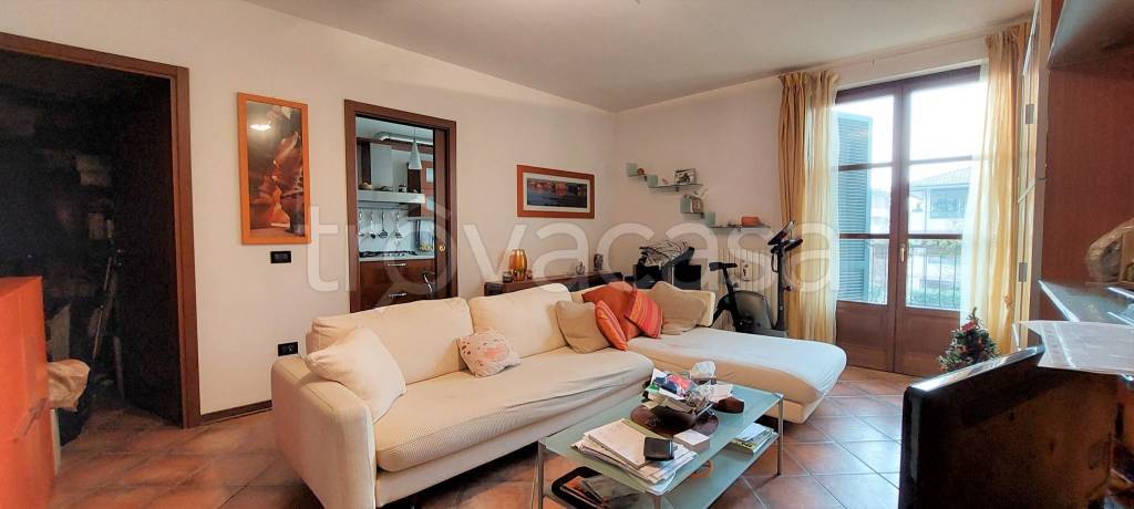 appartamento in affitto a Siziano