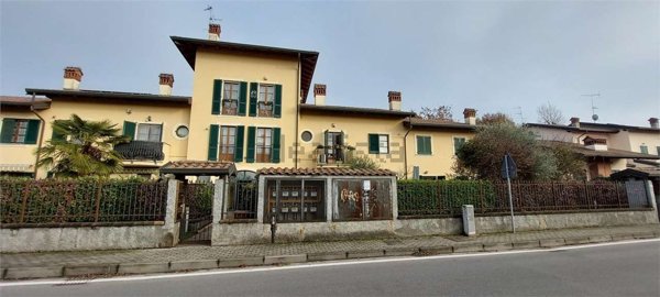 appartamento in affitto a Siziano