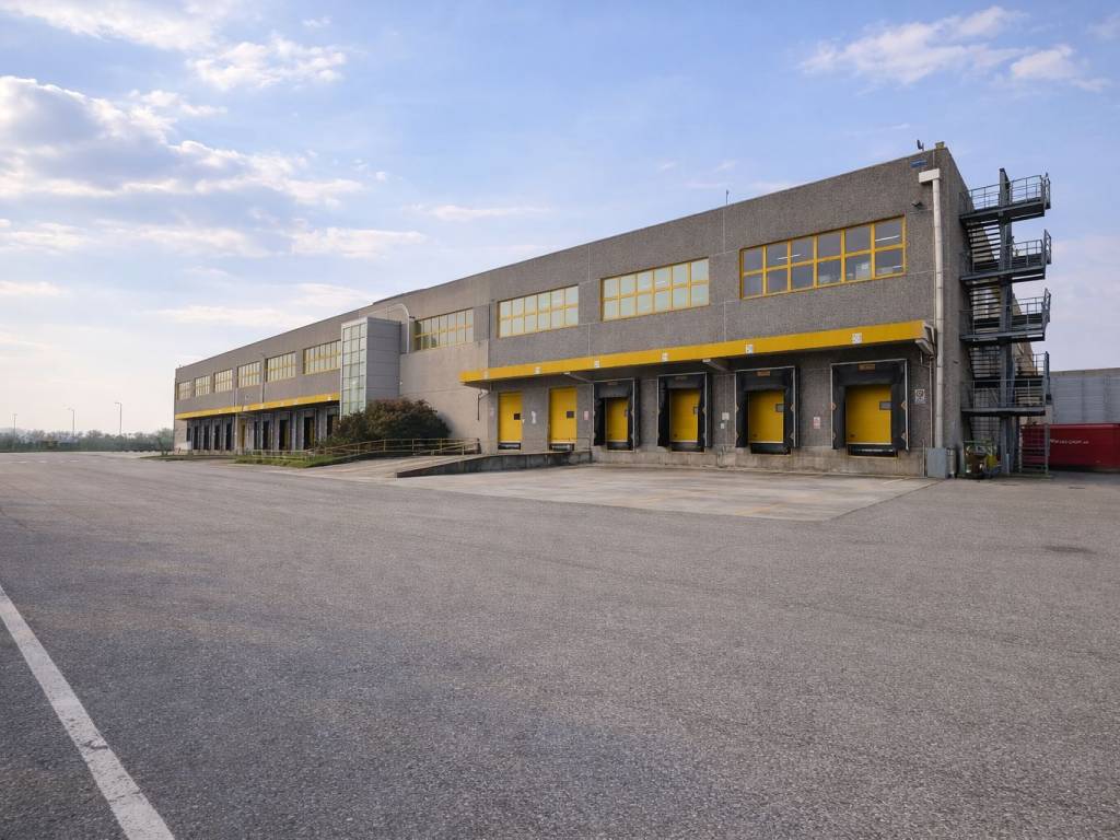 locale commerciale in affitto a Siziano in zona Campomorto