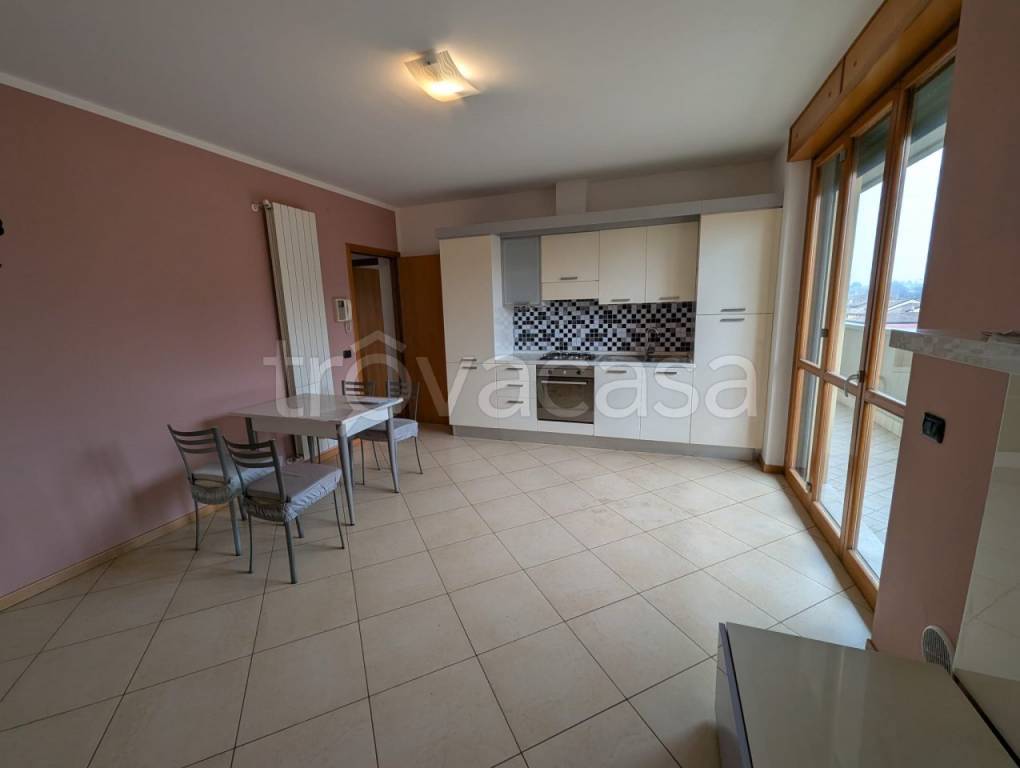 appartamento in affitto a Stradella