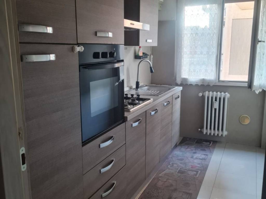 appartamento in affitto a Stradella in zona Montebruciato