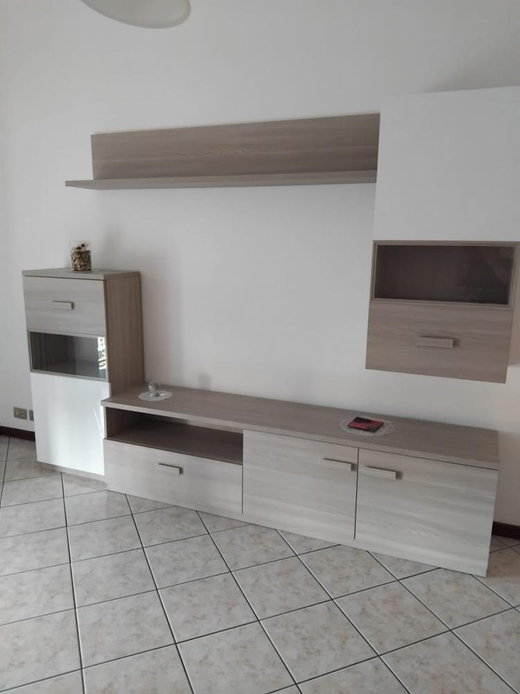 appartamento in affitto a Stradella in zona Montebruciato