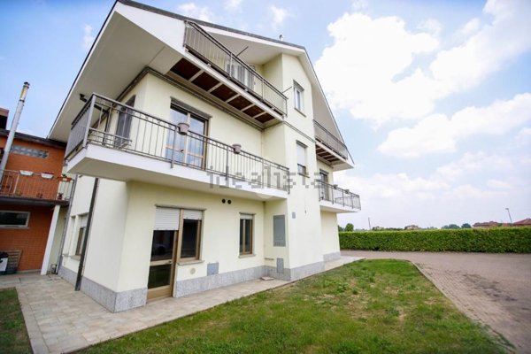 appartamento in affitto a Lombardore