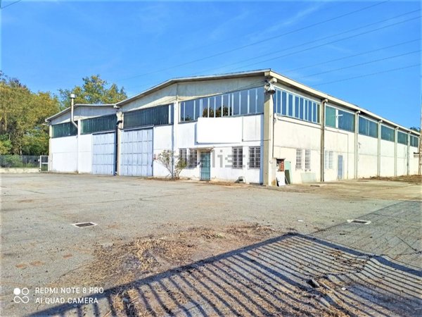 locale di sgombero in affitto a Lombardore