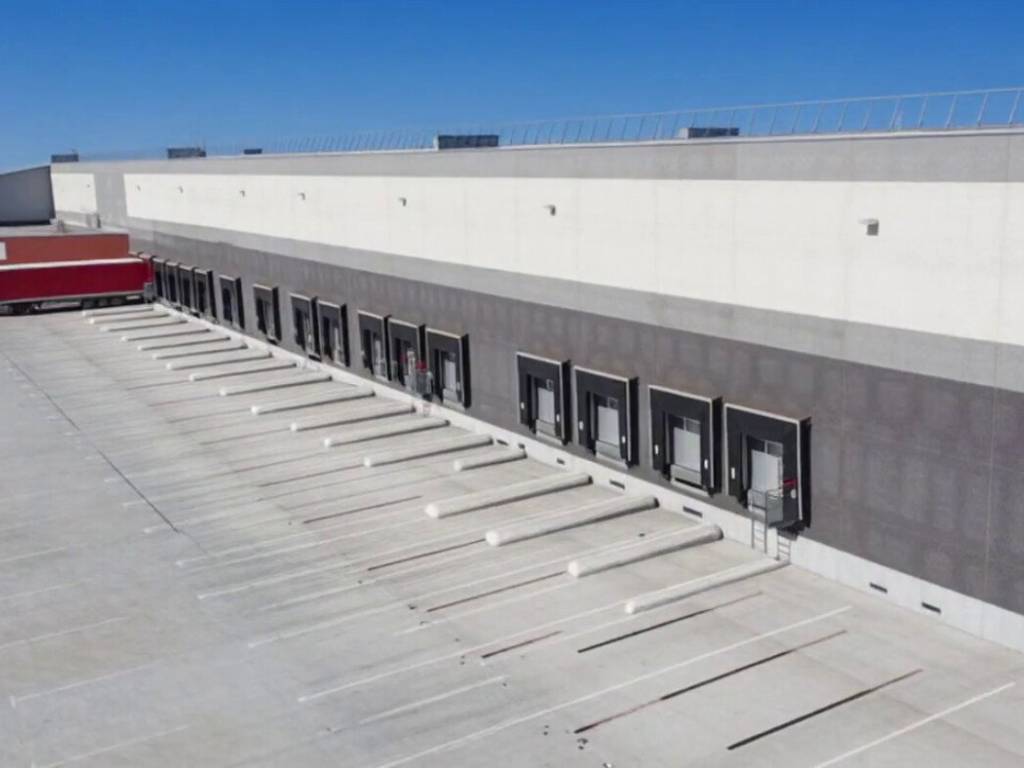 locale commerciale in affitto a Torrevecchia Pia in zona Vigonzone